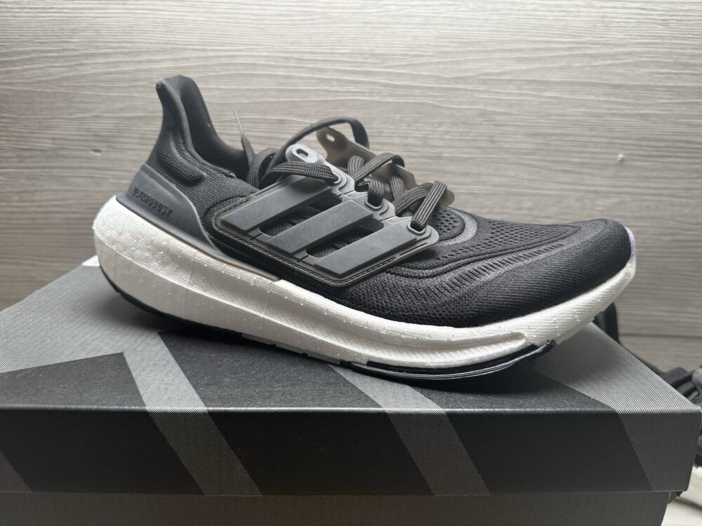 Women 9 Adidas Ultraboost Light Running Slip On Lace Shoes GY9353